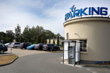 Parking-Modlin-najtaniej-1024x853