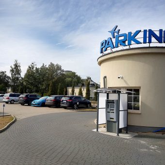 Parking-Modlin-najtaniej